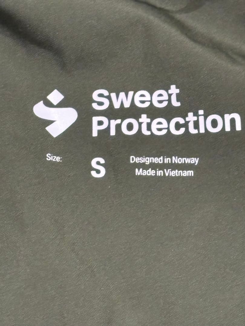 Sweet Protection 上オリーブグリーン 下ブラック サイズS