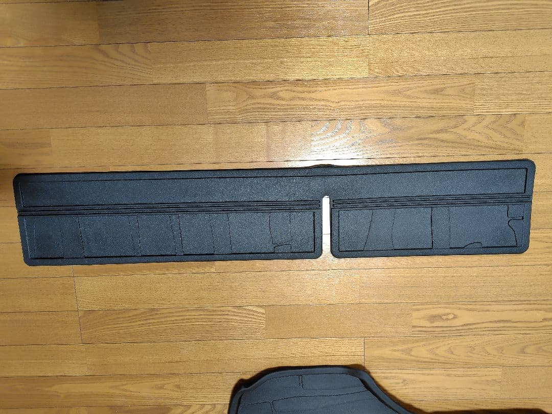 SK系フォレスター　米スバル純正ラゲッジプロテクター