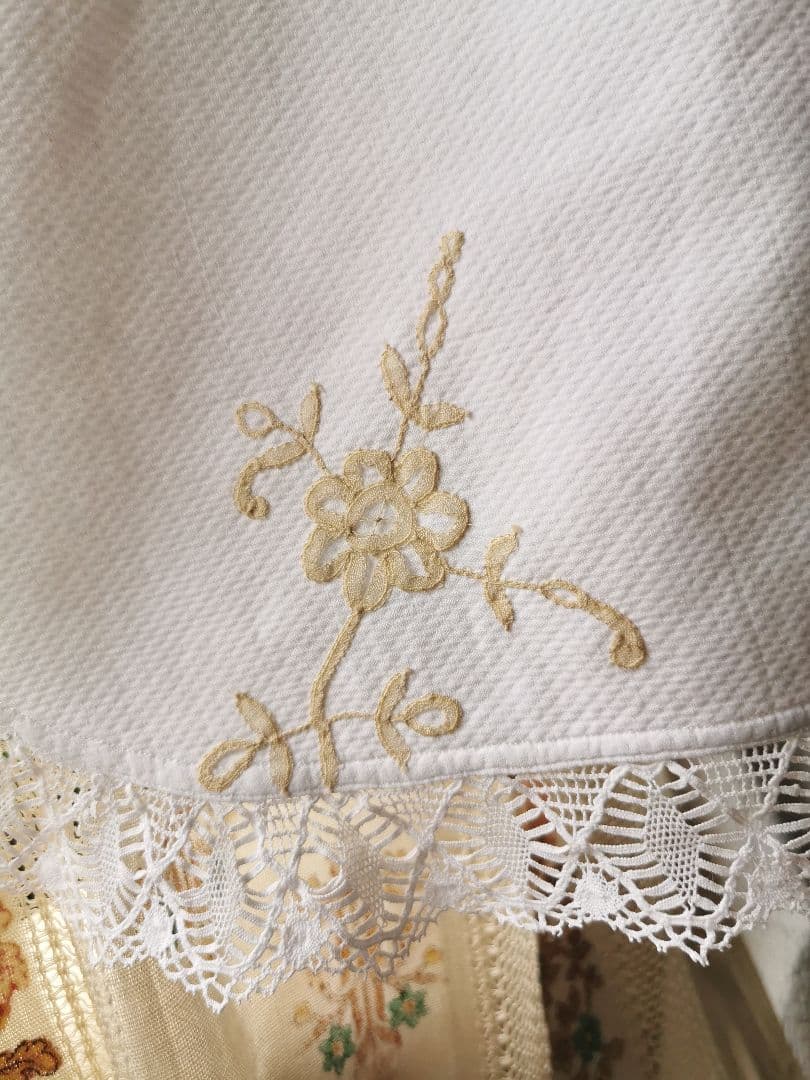 アンティークフランス ピケドプロヴァンス ボビンレース刺繍＆フリル付ブランケット