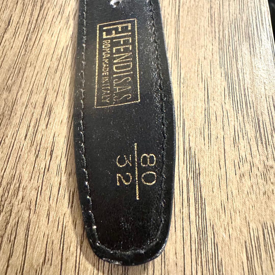 FENDI フェンディ　レディース　ベルト　FF ズッカバックル　ゴールド