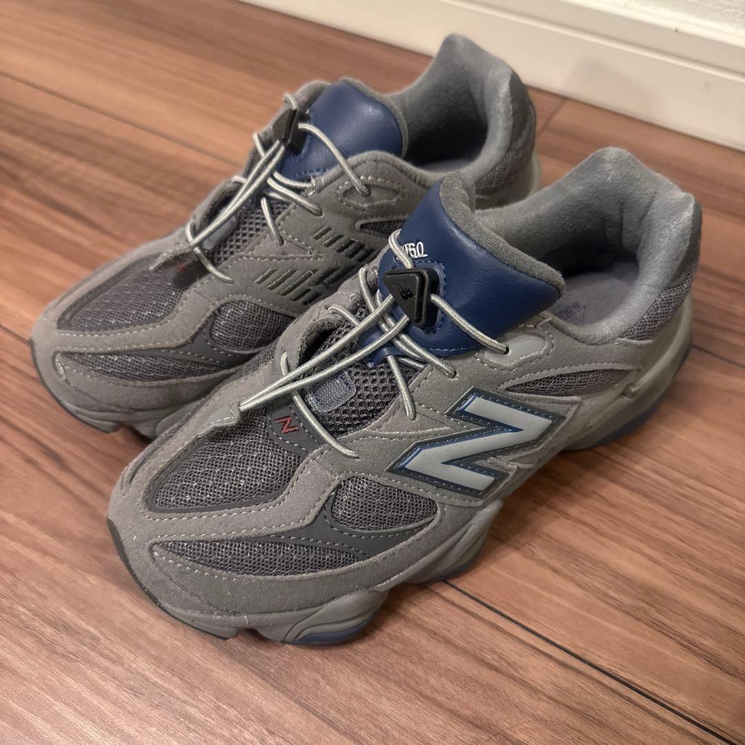 送料込み！New Balance スニーカー グレー　20cm