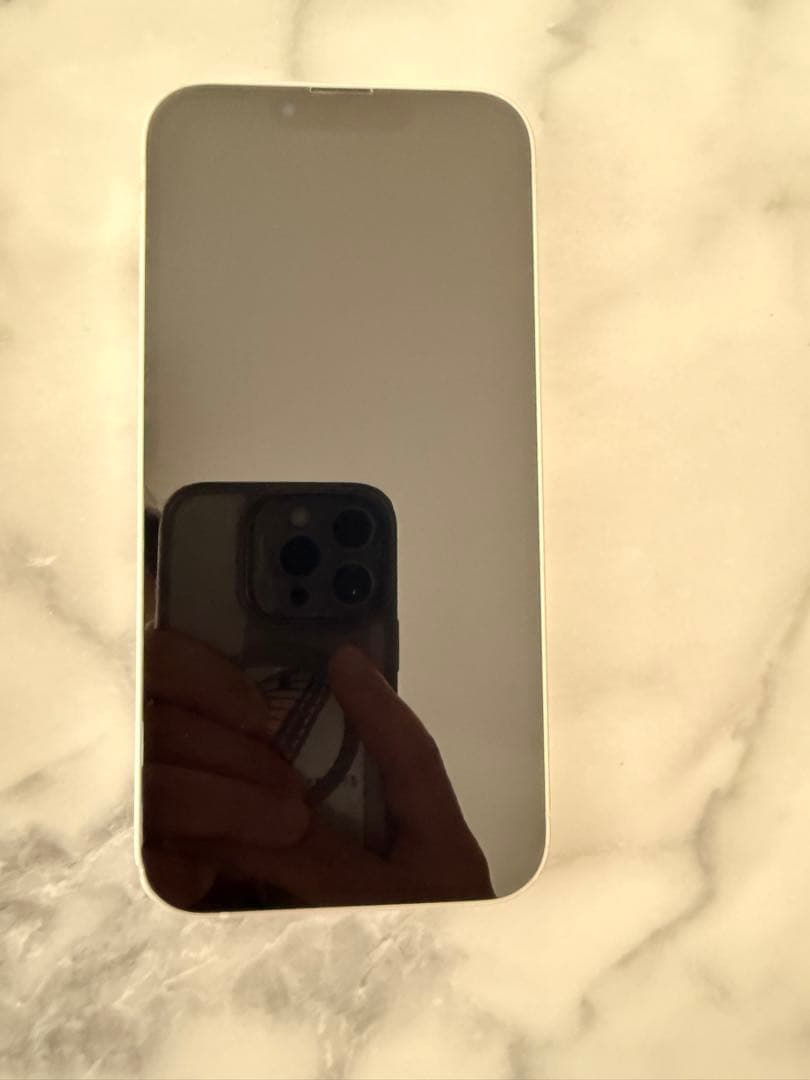 iPhone13 本体　128GB