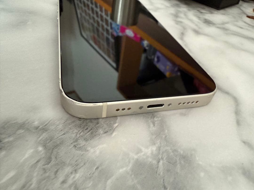 iPhone13 本体　128GB