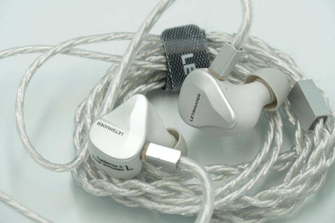 LETSHUOER Cadenza 4 有線イヤホン ハイブリッド 4ドライバー