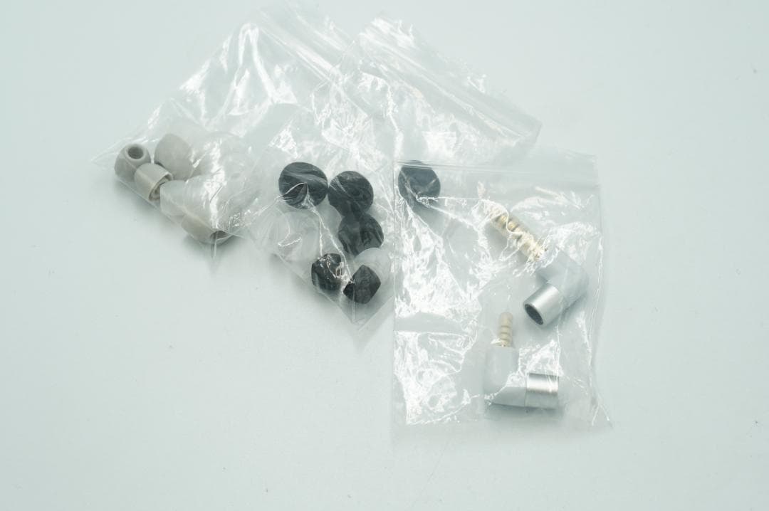 LETSHUOER Cadenza 4 有線イヤホン ハイブリッド 4ドライバー