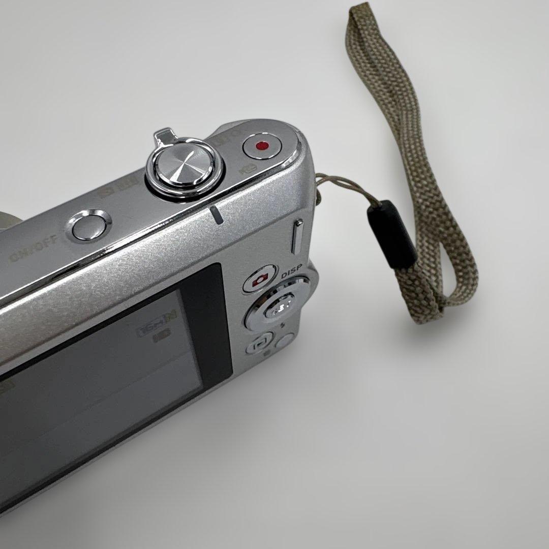 【美品】CASIO EXILIM EX-ZS240 デジカメ 光学12倍ズーム