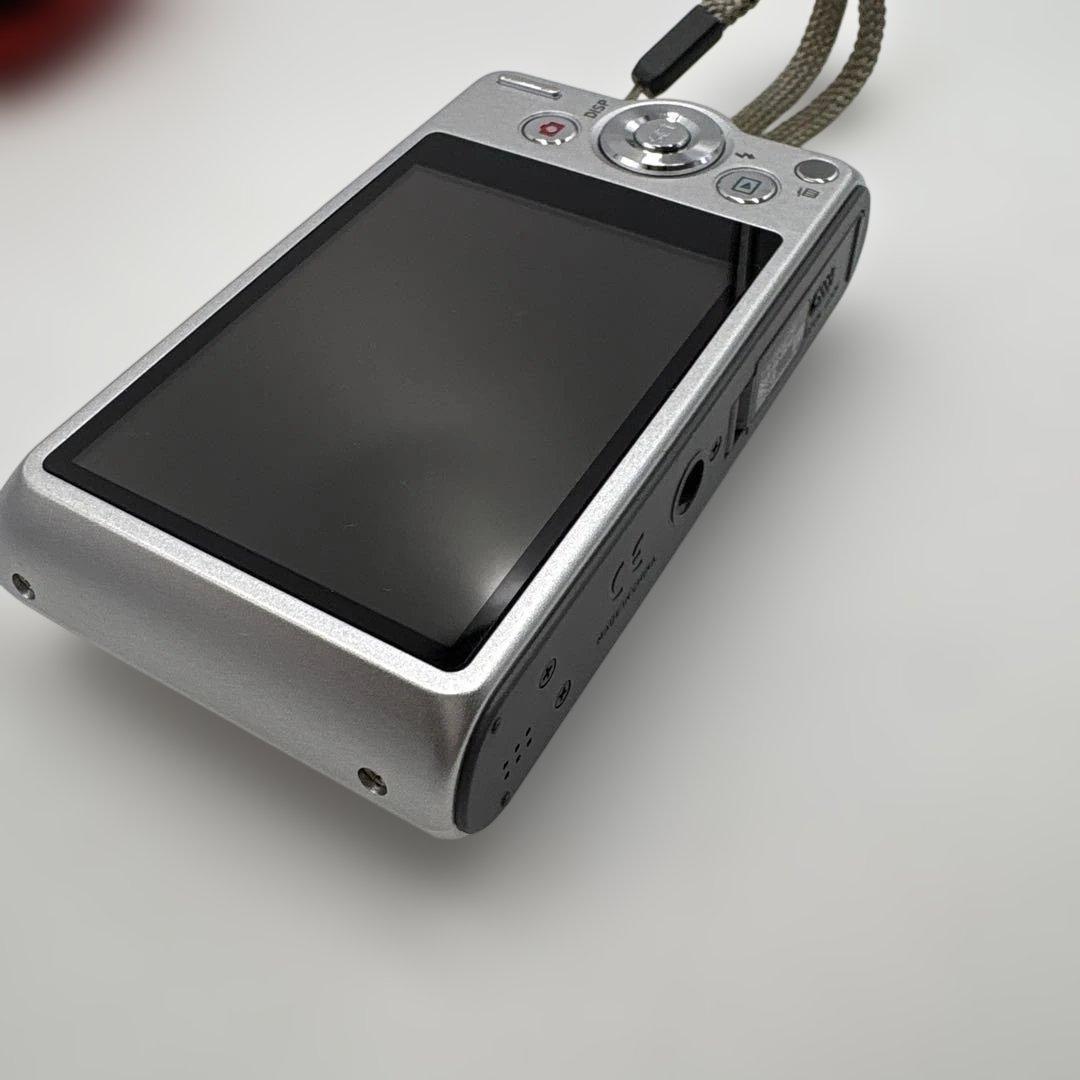 【美品】CASIO EXILIM EX-ZS240 デジカメ 光学12倍ズーム