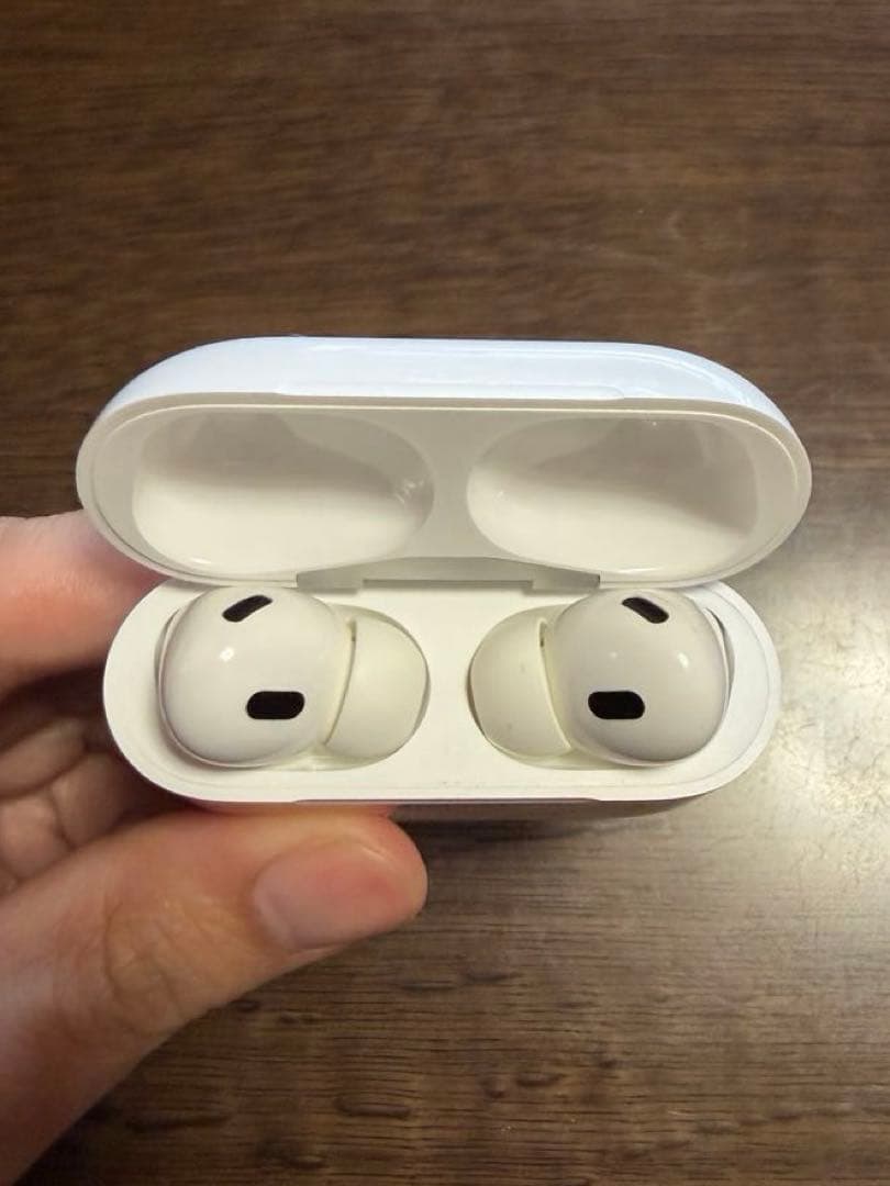 Apple AirPods Pro第2世代(Lightning)
