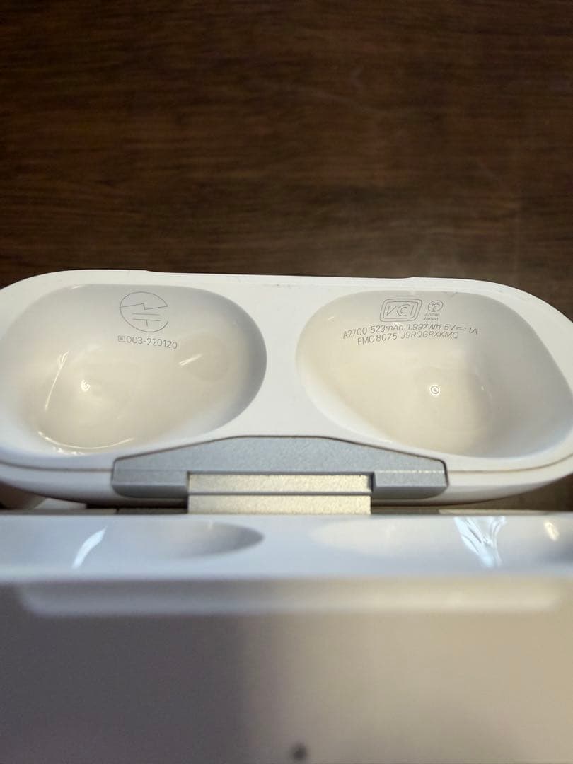 Apple AirPods Pro第2世代(Lightning)