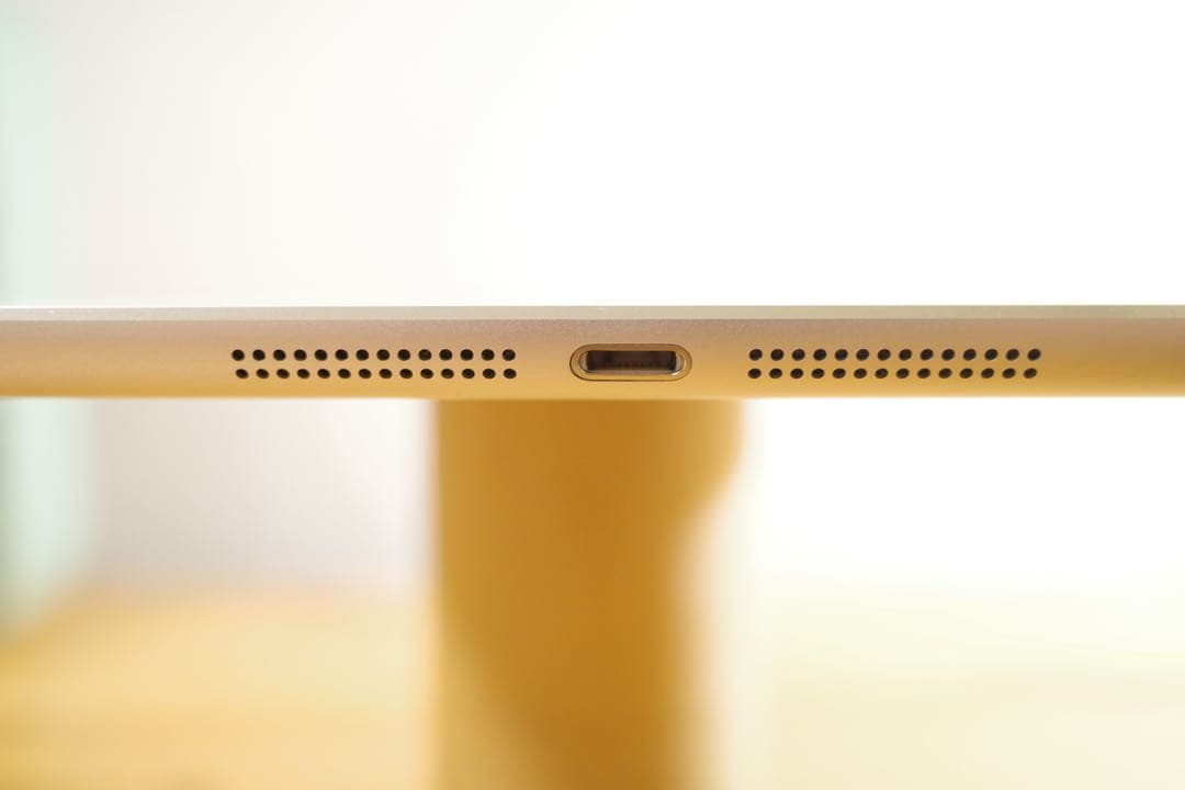 iPad mini3 Wi-Fi+Cellular 128GB シルバー