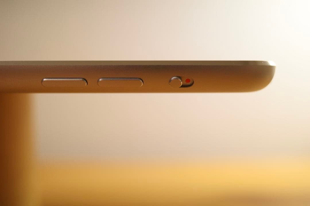 iPad mini3 Wi-Fi+Cellular 128GB シルバー