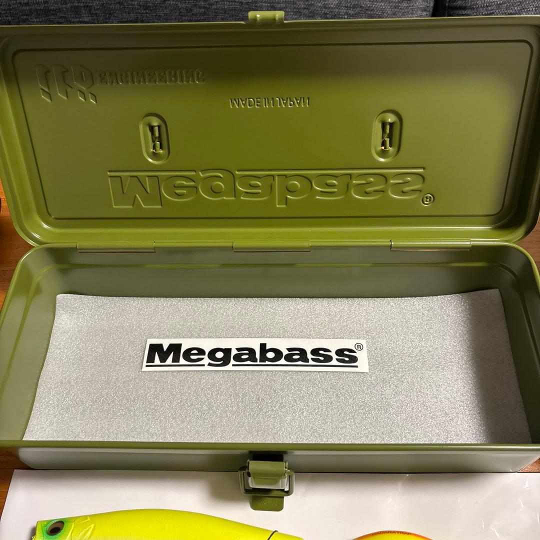 メガバスボックス付き　ルアーセット　カゲロウ　ハダラトラップ　ゲンマ　X80