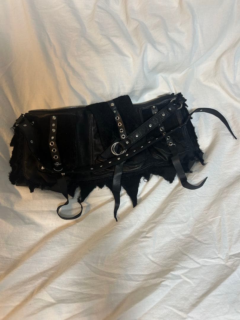 GINZI レザーショルダーバッグ