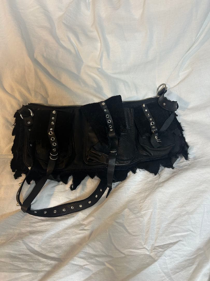 GINZI レザーショルダーバッグ