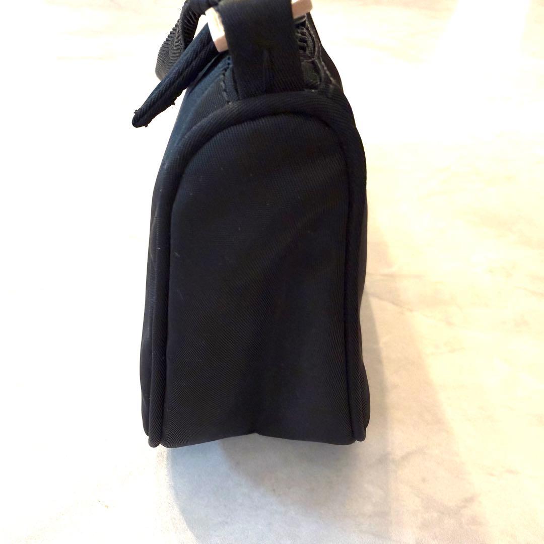ドアラ　PRADA プラダ　アクセサリーポーチ ブラック ナイロン