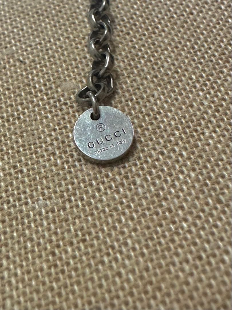 【GUCCIのペンダント】