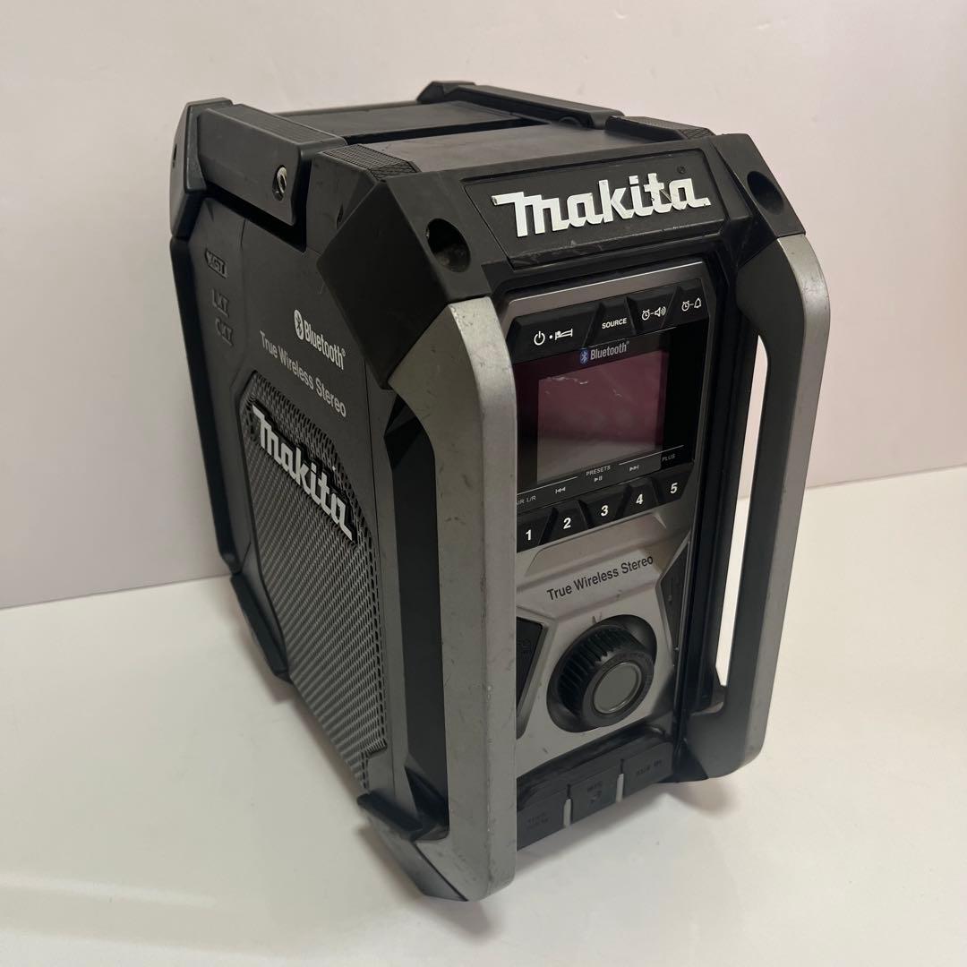 マキタ 充電式ラジオ(トリプルスピーカー+マルチアンプ) MR005G