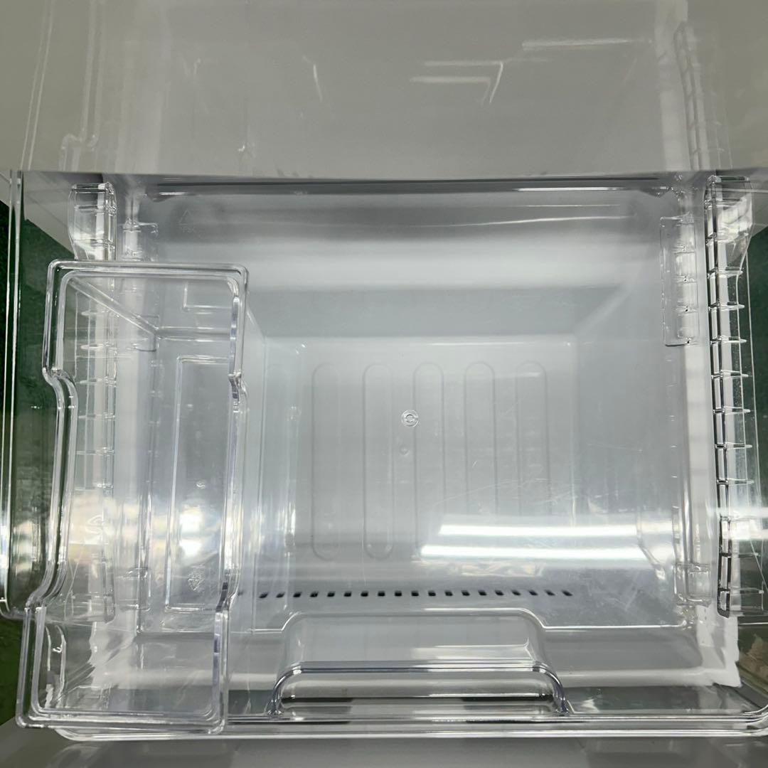 174 SHARP 冷蔵庫　200L弱　一人暮らし　美品　大人気　保証込　洗濯機