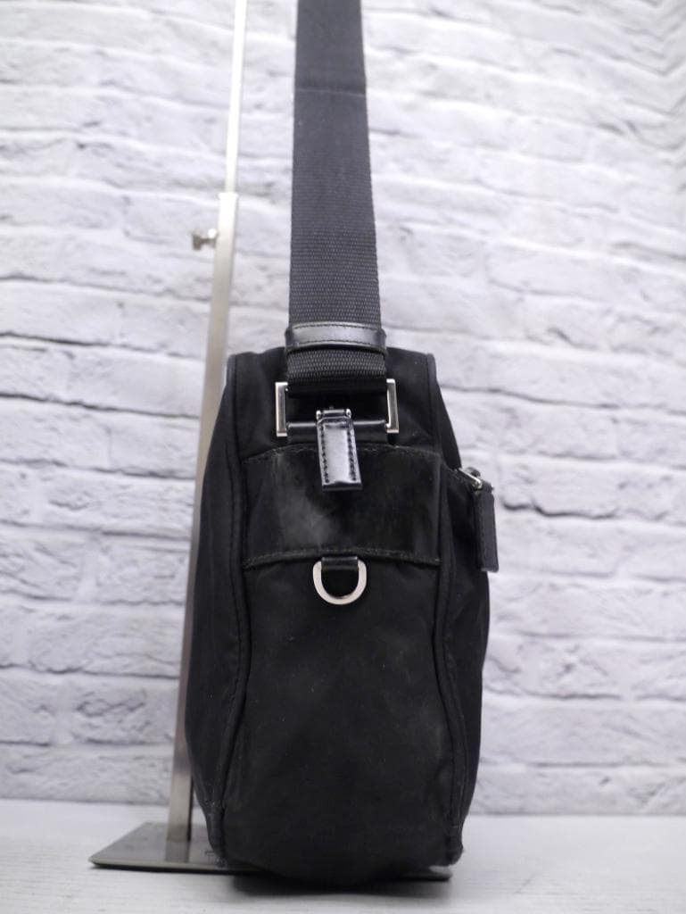 ◆ PRADA プラダ 男女可 ナイロンxレザー ショルダー カメラ バッグ 黒