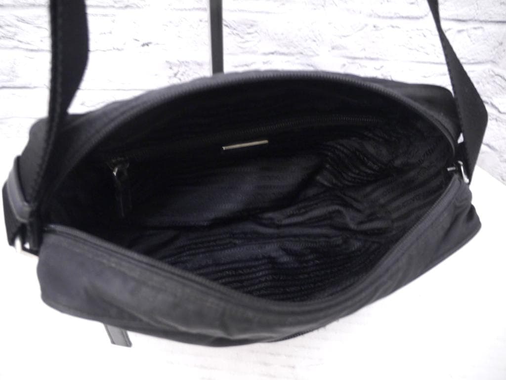 ◆ PRADA プラダ 男女可 ナイロンxレザー ショルダー カメラ バッグ 黒