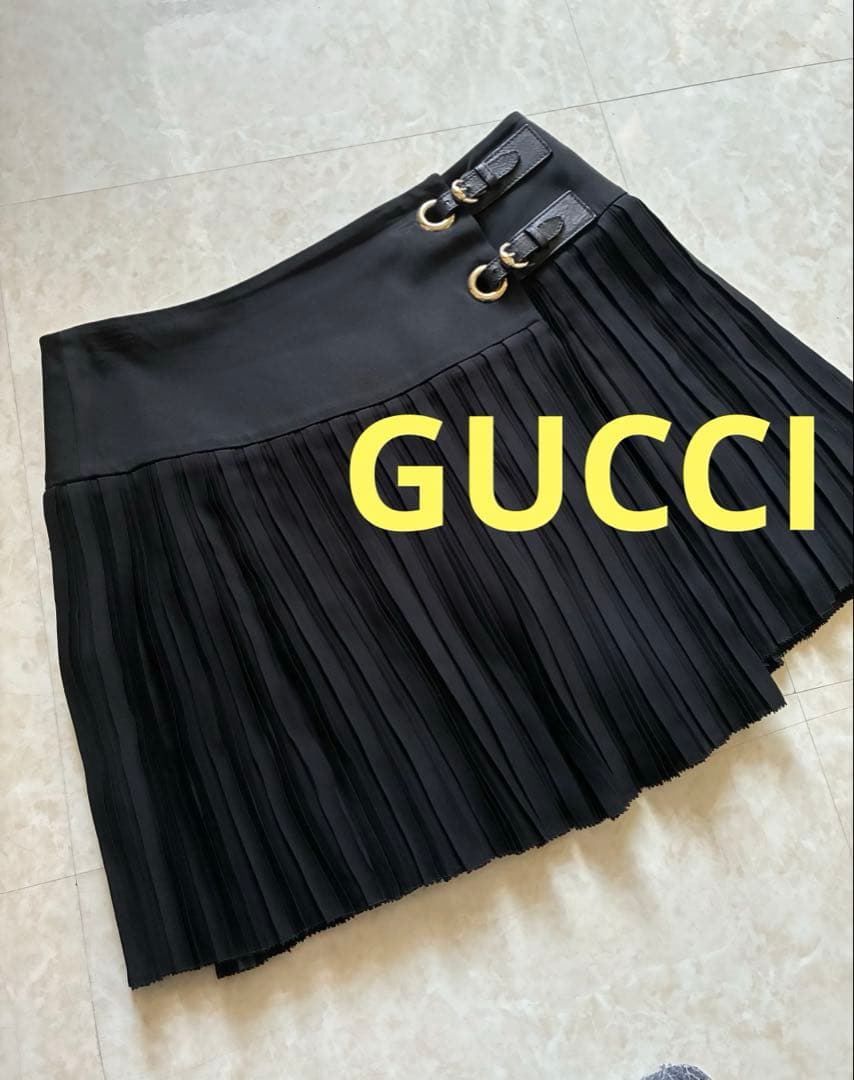 GUCCI黒シルク巻きプリーツスカート 40 正規品