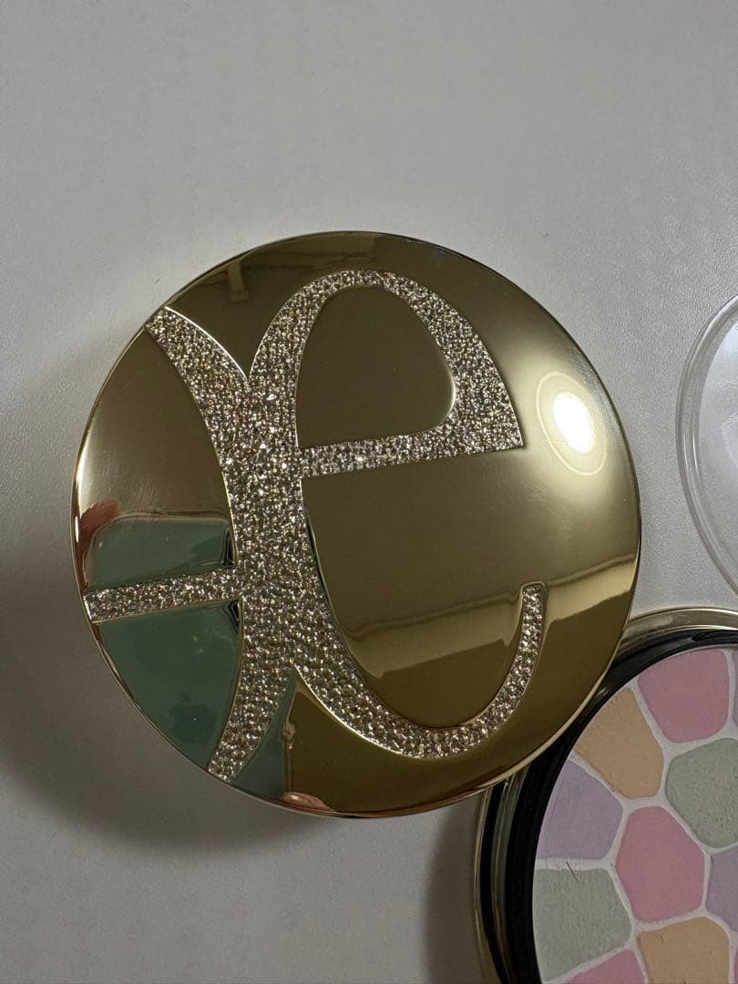 エレガンス ラ プードル オートニュアンス リクスィーズ 27g