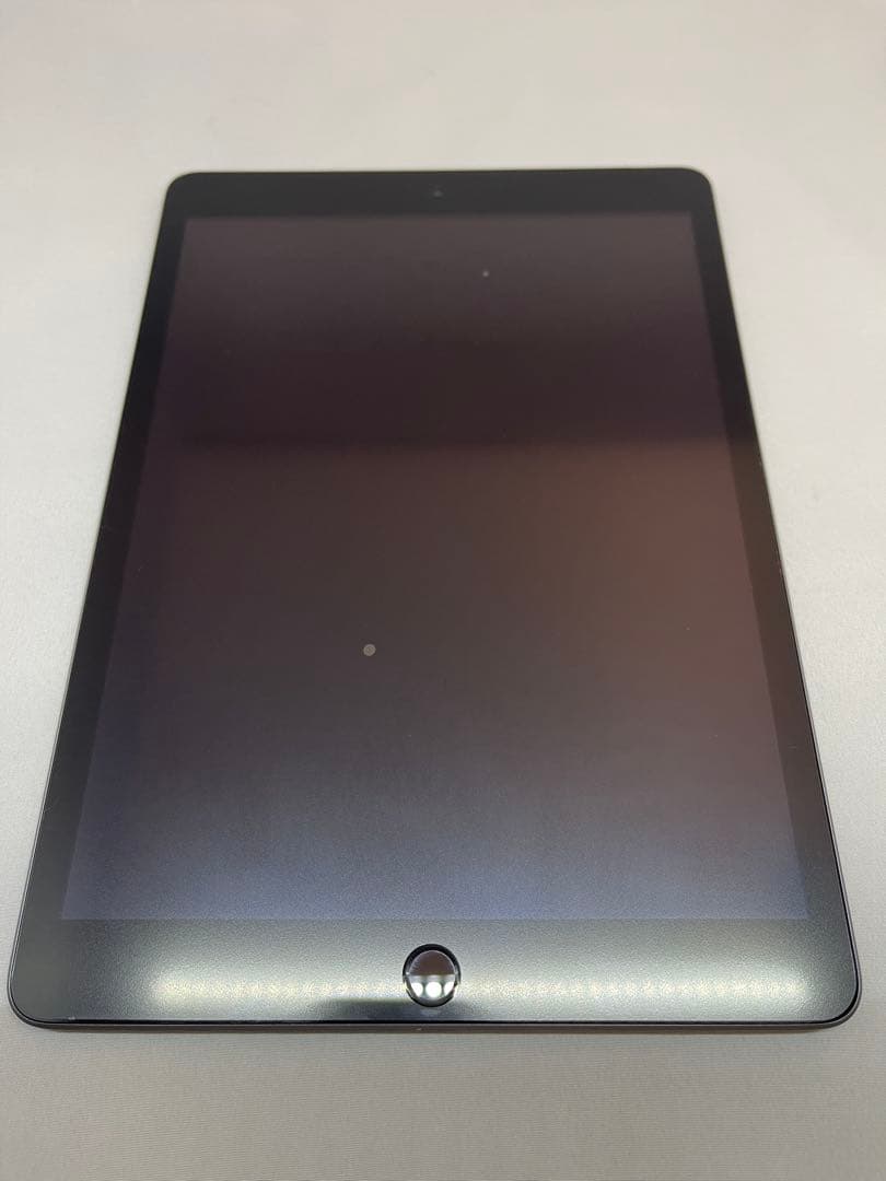 iPad 第9世代 256GB SIMフリー キーボード付