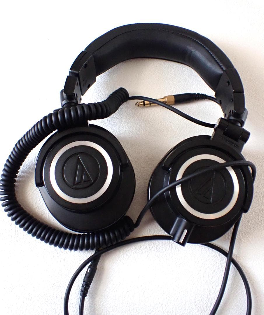 美品 オーディオテクニカ ATH-M50x プロフェッショナルモニターヘッドホン