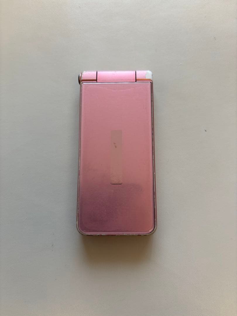 docomo 折りたたみ式携帯電話 ピンク　SH-01J
