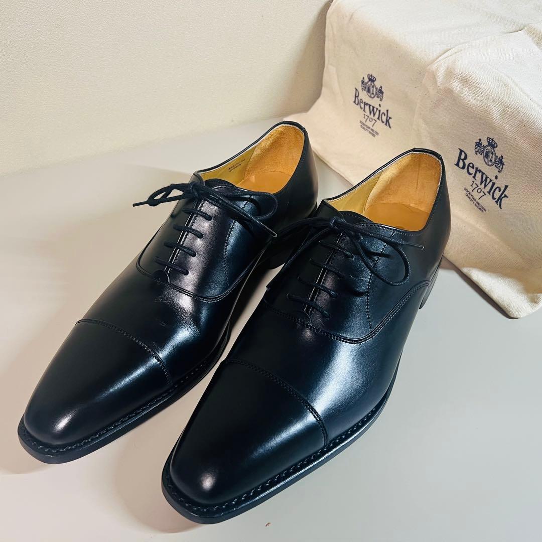 【未使用に近い】バーウィック ストレートチップ 2428 UK7 ブラック 革靴