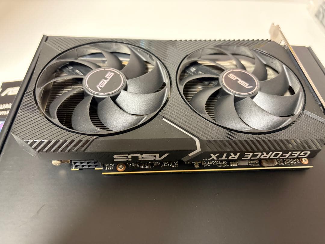 グラフィックボード・グラボ・ビデオカード ASUS GeForce RTX 3050 OC 8GB