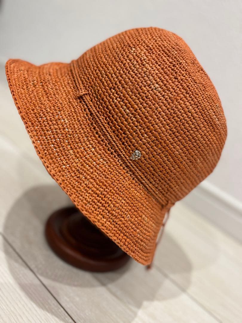 専用　ヘレンカミンスキー 新品同様 オレンジラフィアのバケットハット