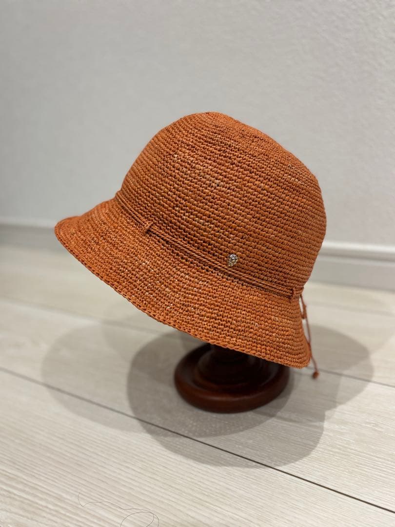 専用　ヘレンカミンスキー 新品同様 オレンジラフィアのバケットハット