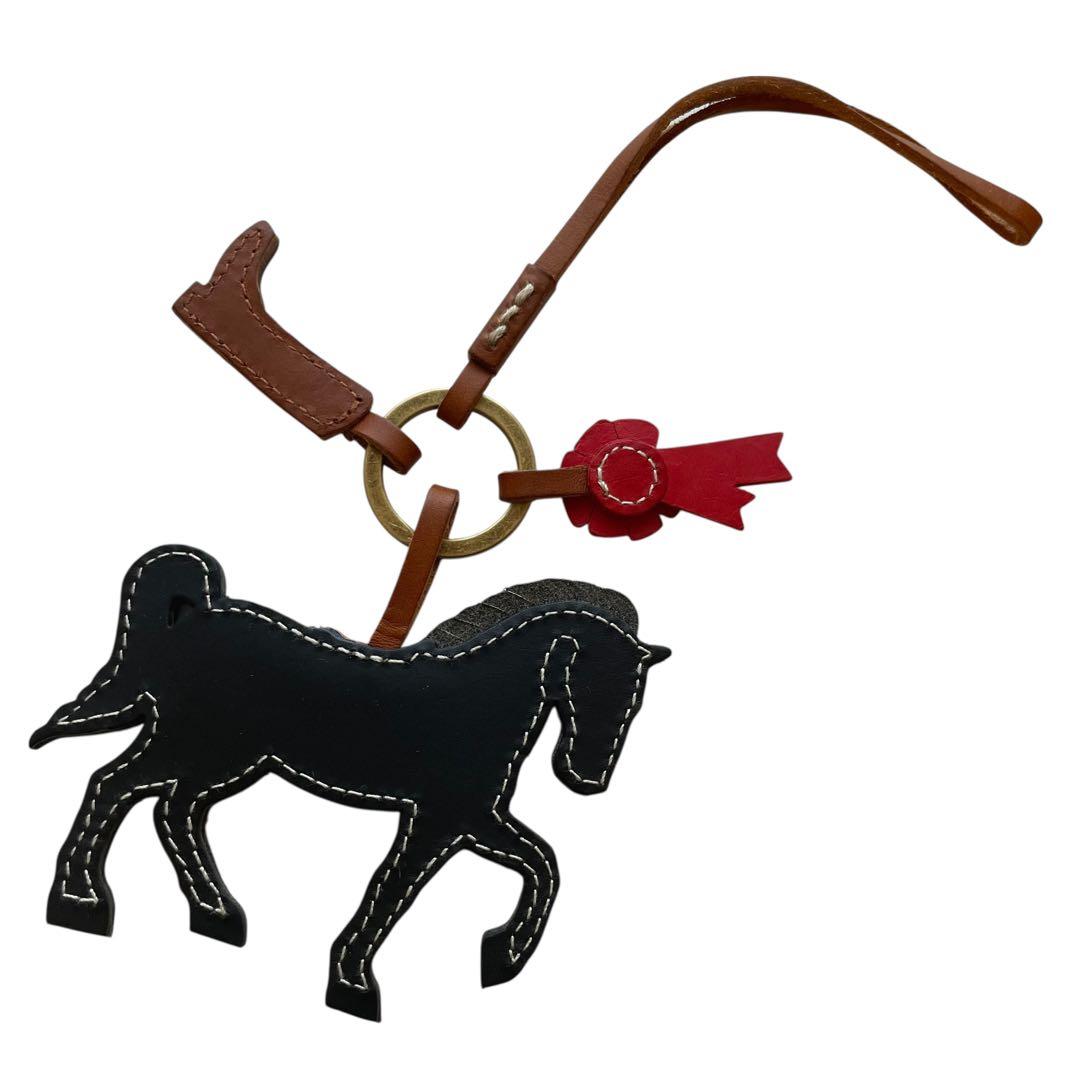 美品 genten ゲンテン ワクワクチャーム 白馬 2026年 干支