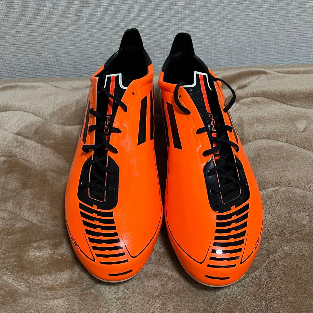 F50アディゼロ FG未使用　26.0