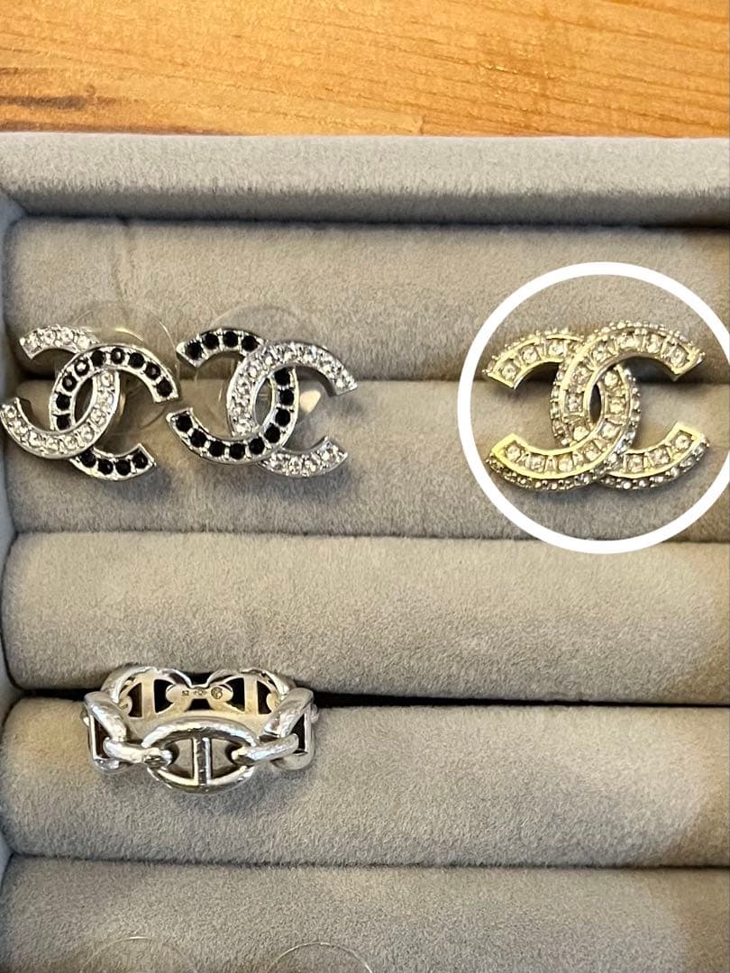 【CHANEL】定番CCマークピアス