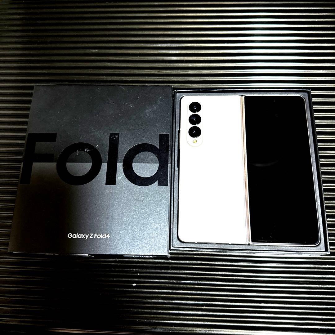 携帯電話本体 Samsung Galaxy Z fold4