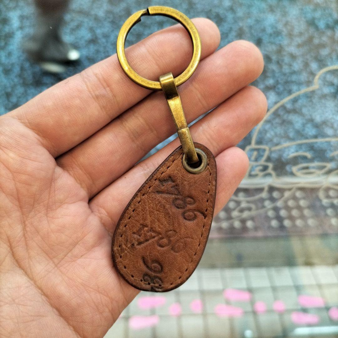 1786ロシアンカーフ　革タグナスカン2重リングD