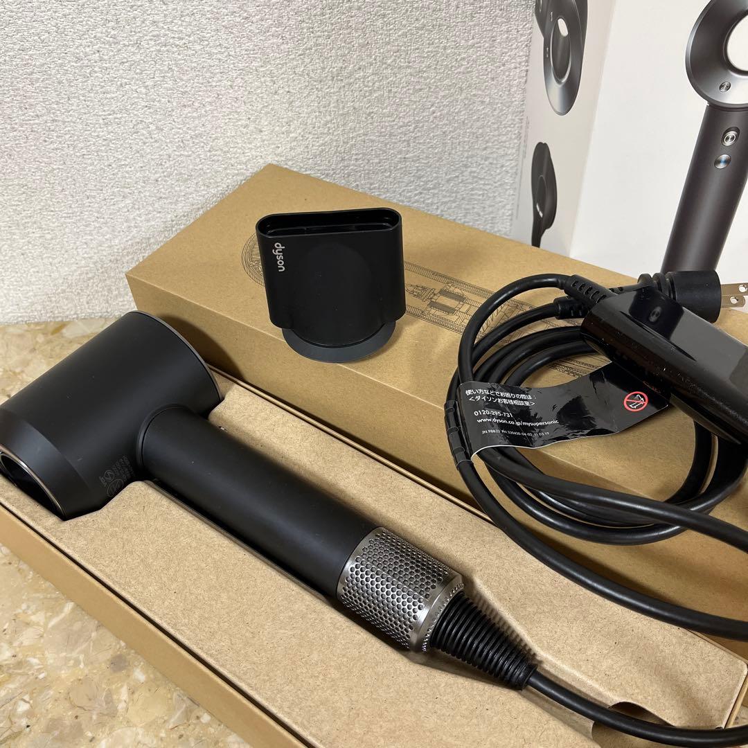 dyson supersonic origin ヘアドライヤー　HD08