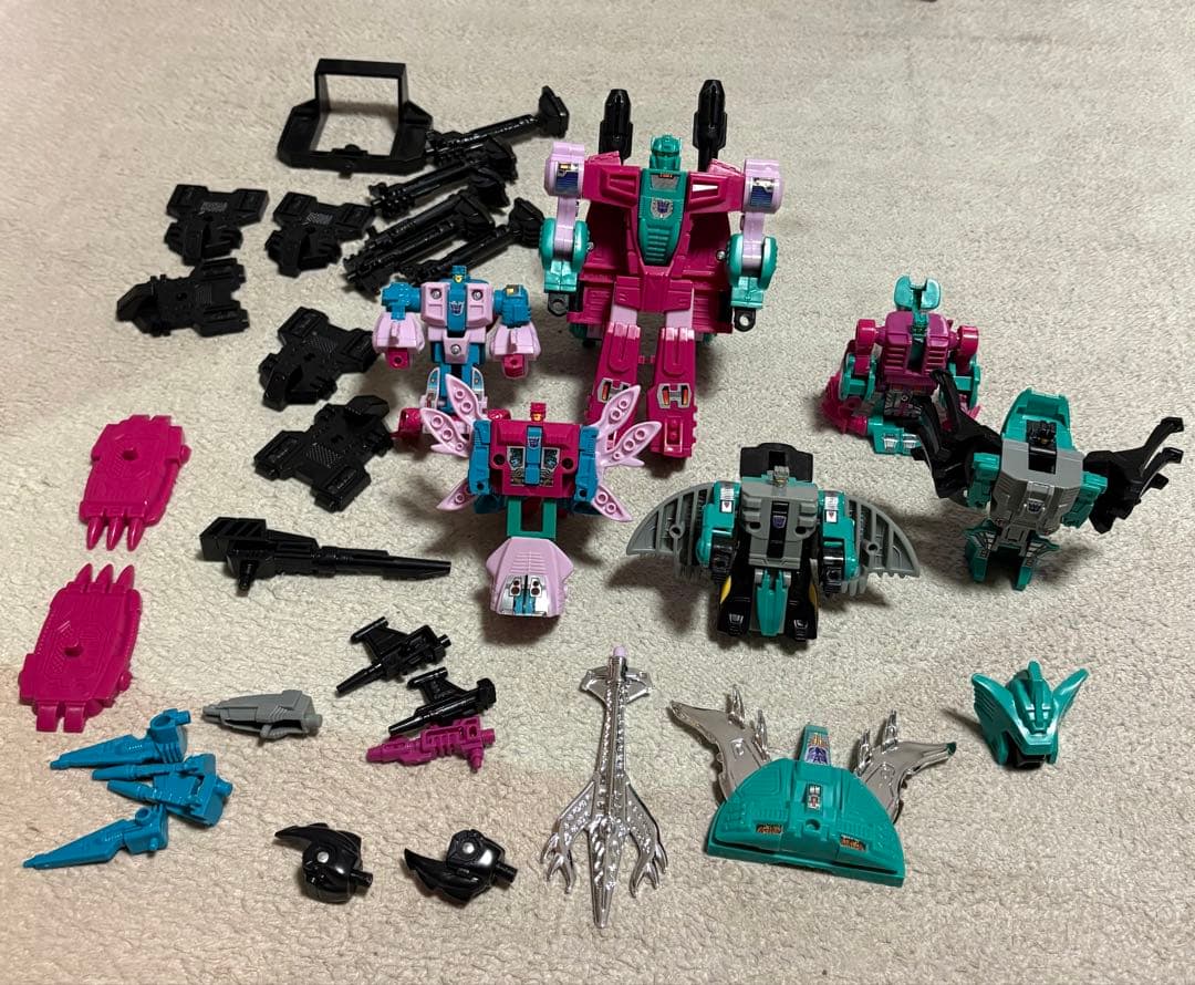 最終値下げ　トランスフォーマー　ピラナコン　復刻版