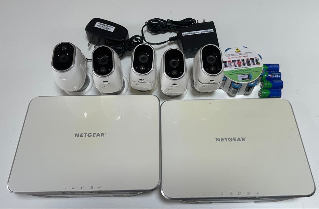 【セット】Arlo VMC3000カメラ5台＋基地局2台＋バッテリー