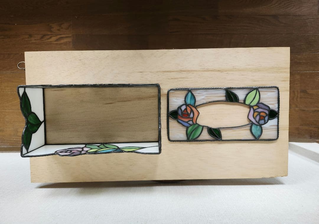 雅姫・ステンドグラスティッシュケース