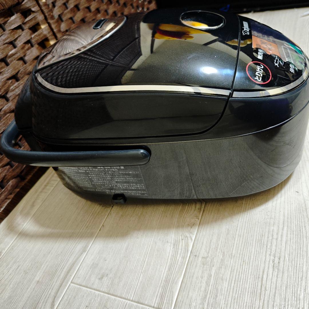 【送料込】象印 圧力IH炊飯ジャー 炊飯器 2022年 NW-TB10 5.5合