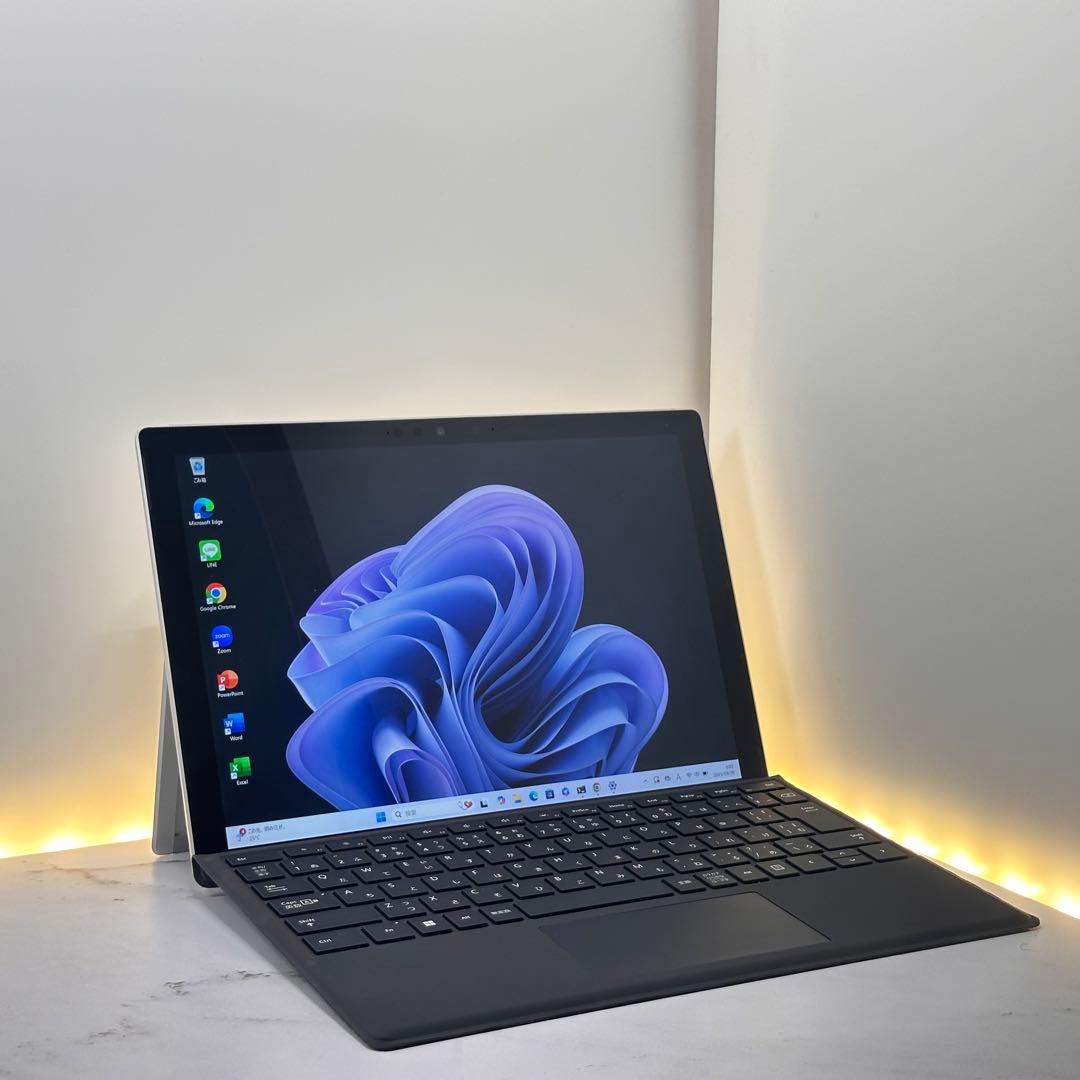【準新品】Surface Pro 7+ Core i5/8/128