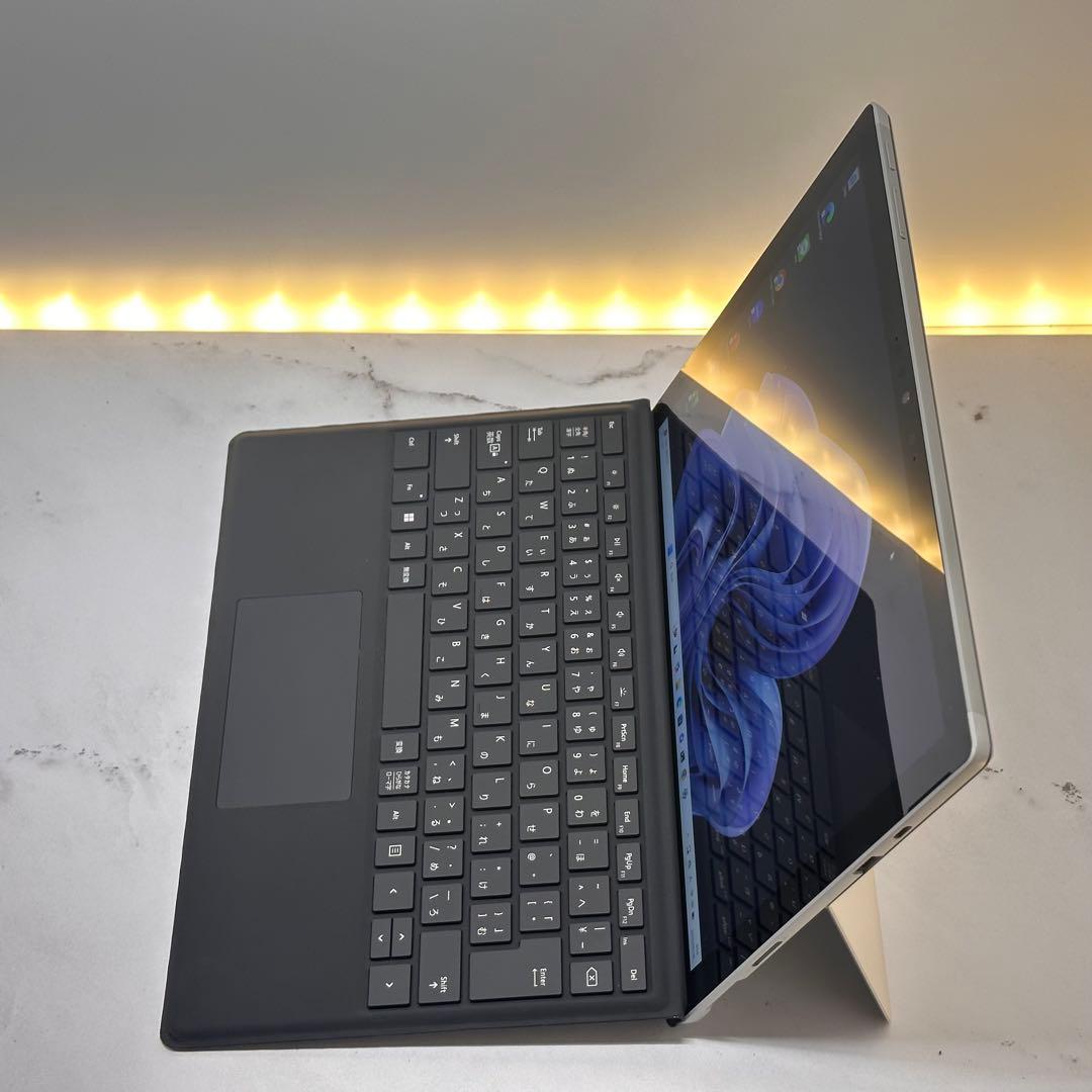 【準新品】Surface Pro 7+ Core i5/8/128