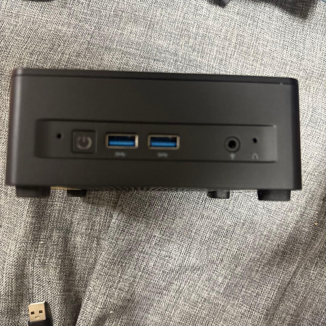 MINISFORUM ミニPC UM760 Ryzen 5 7640Hジャンク品