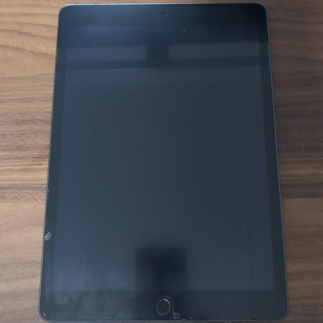 iPad第9世代 本体 64GB wifiモデル 箱充電器付き