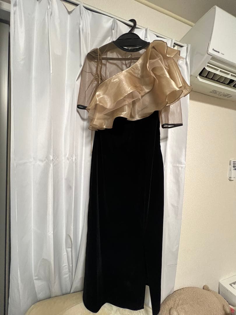 LEJA ワンショルダーパーティードレス