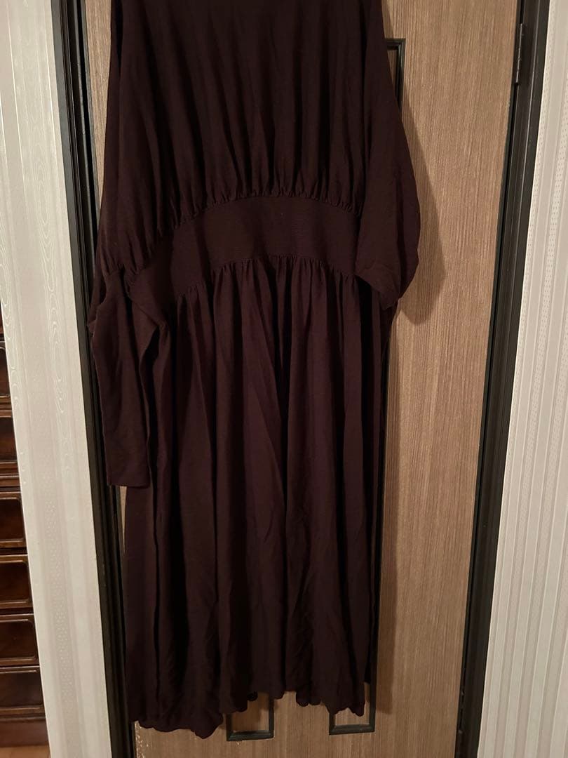 カレンソロジー ドルマンスリーブ　ニットワンピース　茶　新品同様