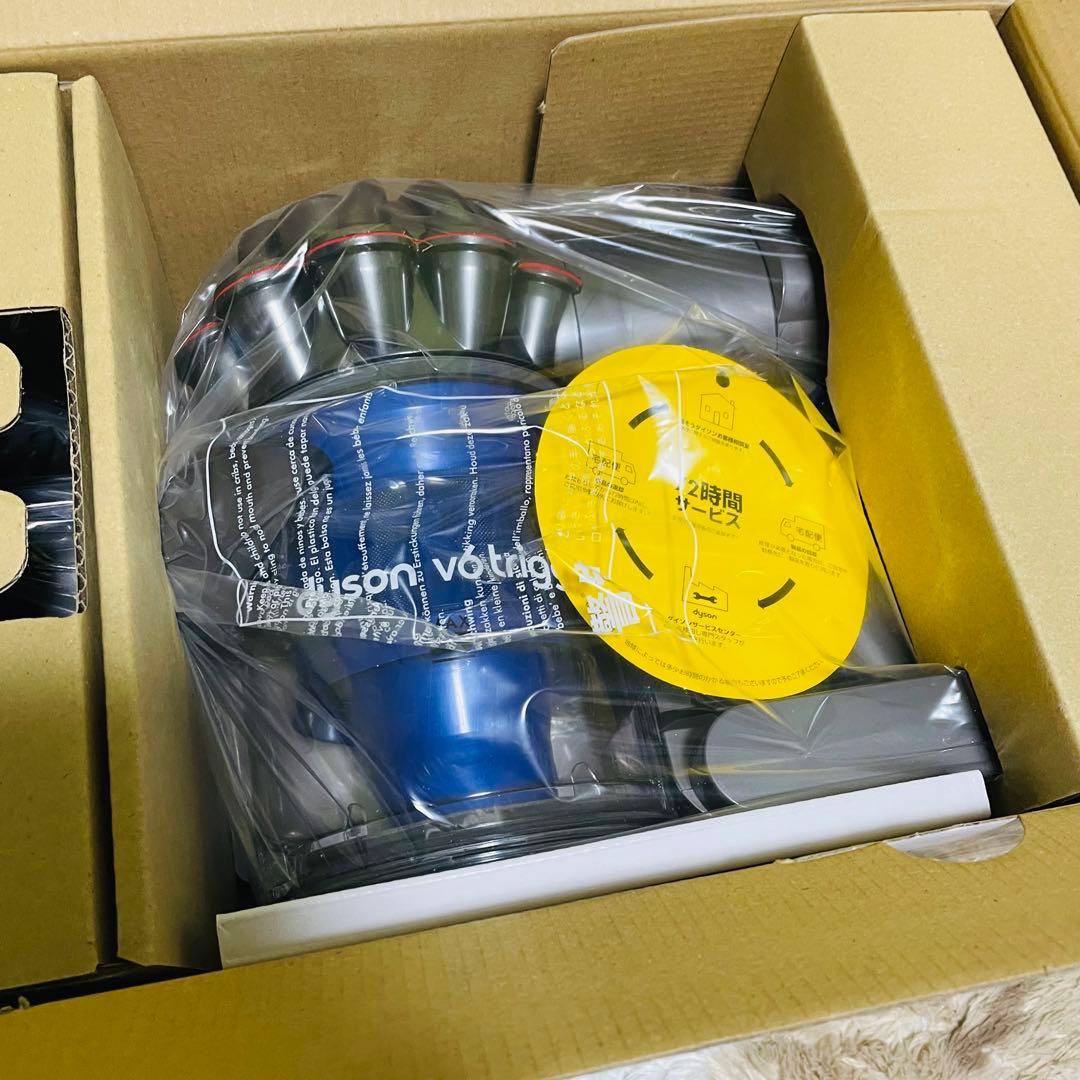 【未使用】ダイソン　DYSON　コードレスクリーナー　V6 trigger